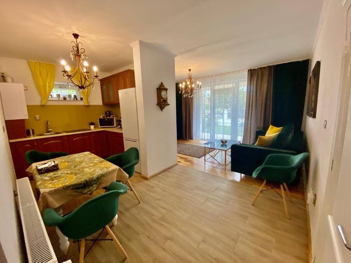 Sarada Boutique Luxury Apartment Deva Exteriör bild