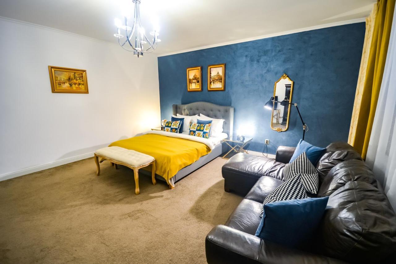 Sarada Boutique Luxury Apartment Deva Exteriör bild