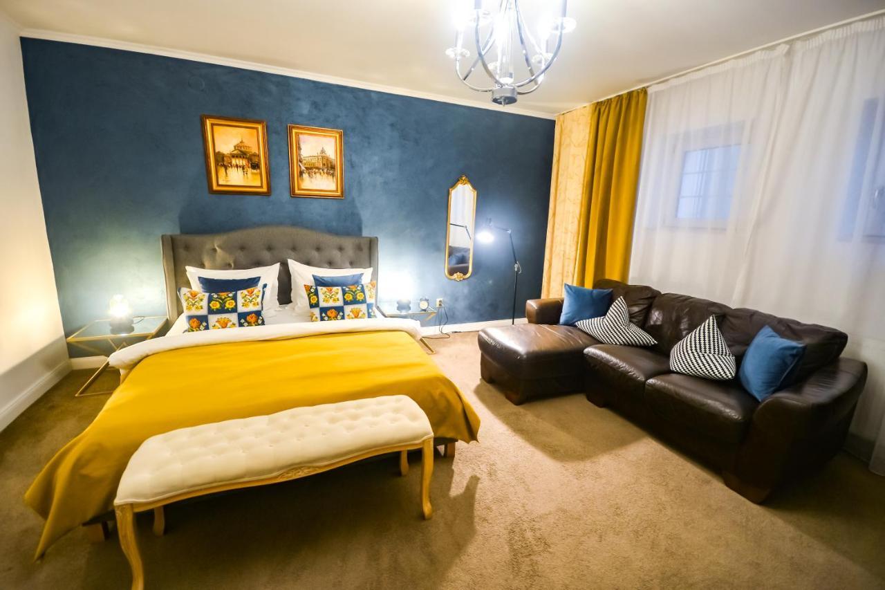 Sarada Boutique Luxury Apartment Deva Exteriör bild